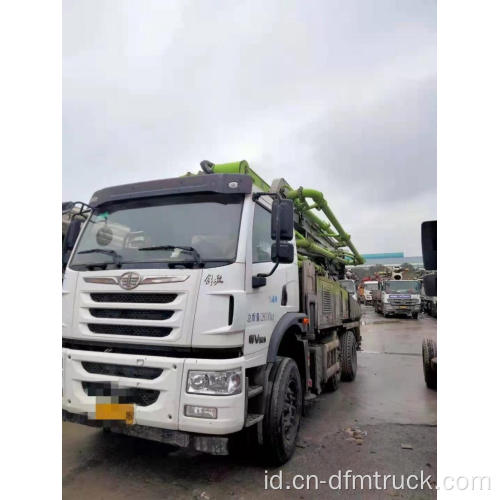 Pompa Beton Terpasang di Truk 37/39 M